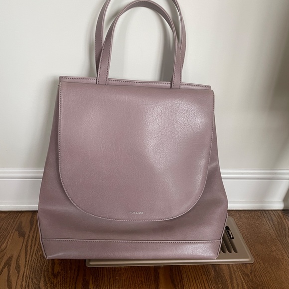 Matt & Nat | Vegan Leather Purse turns into Backpack - Picture 3 of 7